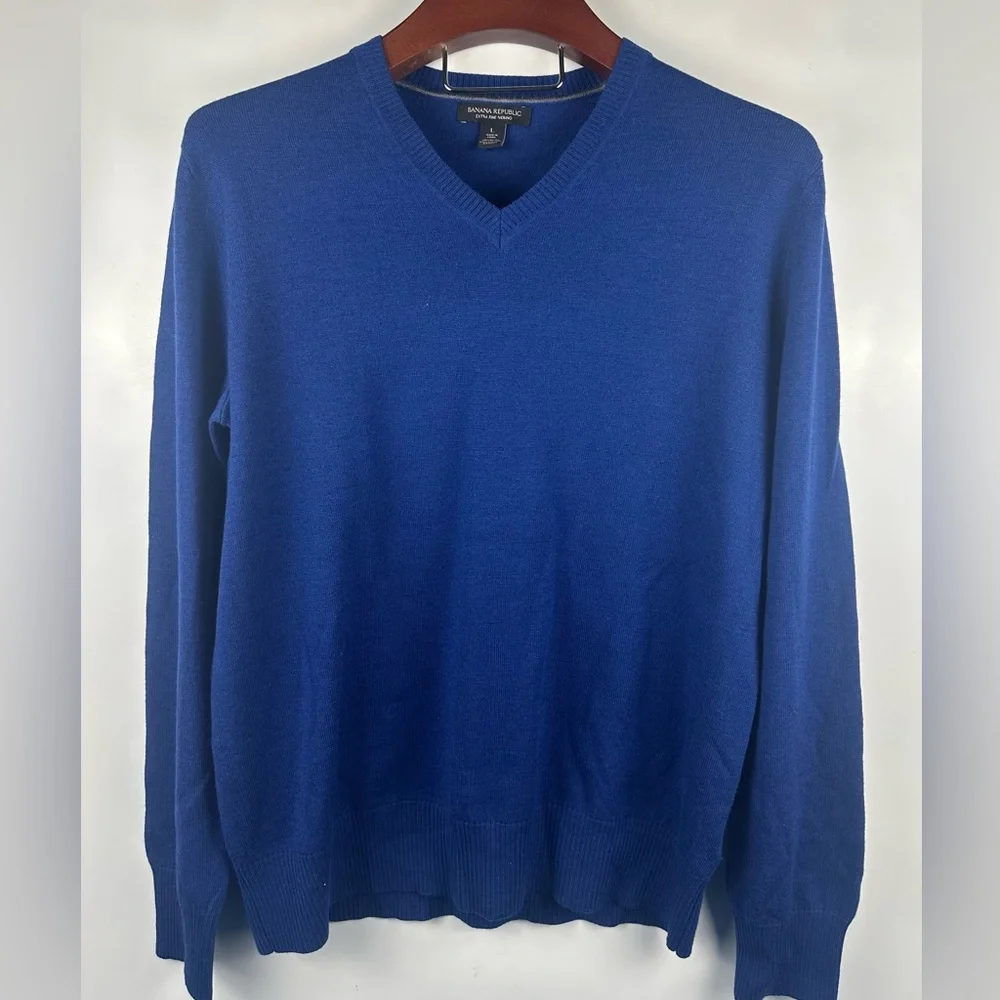 BANANA REPUBLIC Men’s L Merino Wool V-Neck‎ Sweater